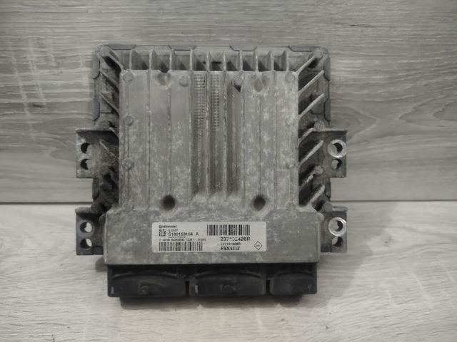 Блок двигуна 237102426R RENAULT