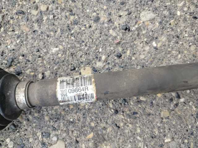 Привід передній правий 391009864R RENAULT