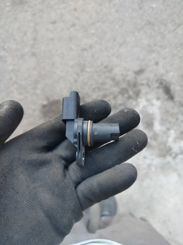 Датчик частоти обертання розподілвалу 8200567414 RENAULT