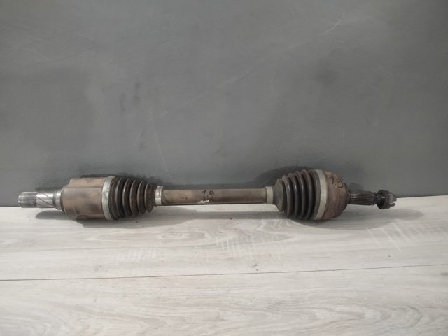 Піввісь передня ліва 8200725510 RENAULT
