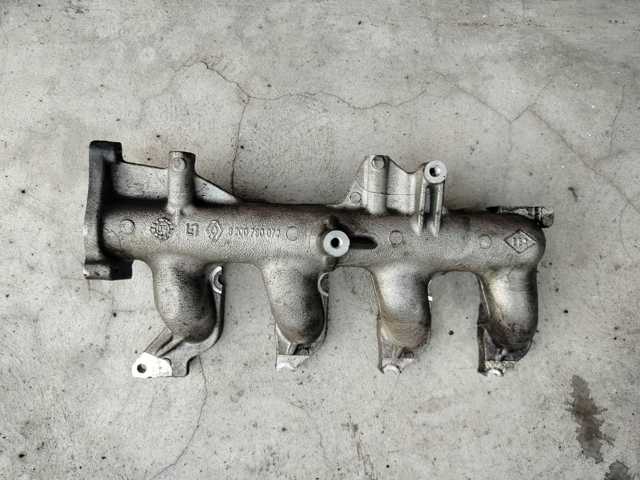 Колектор впускний 8200780072 RENAULT
