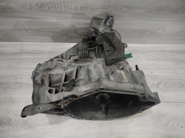 Ручна коробка передач TL4A056 RENAULT