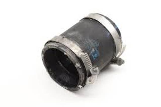 Дросельний патрубок 7P0145709 VAG