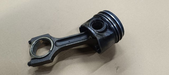 Поршень в зборі 11257792745 BMW