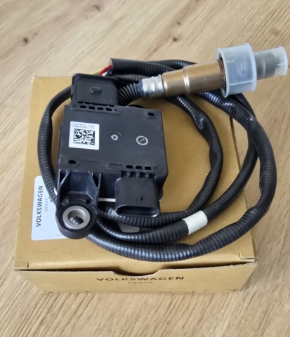 Датчик оксидів азоту NOX, задній 059906261 VAG