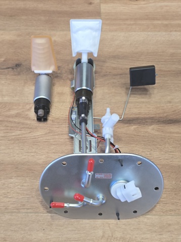 Насос паливний занурювальний 42021SA040 SUBARU