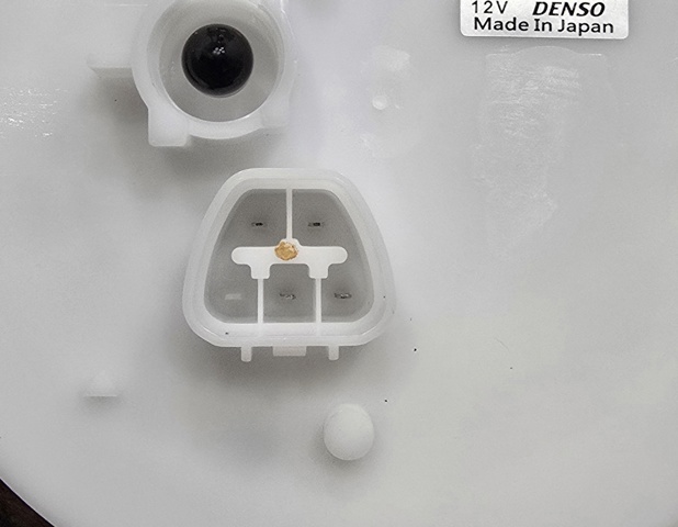 Електробензонасос 7702035120 TOYOTA