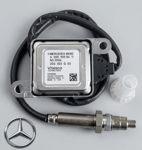 Датчик оксидів азоту NOX, задній A0009058411 MERCEDES