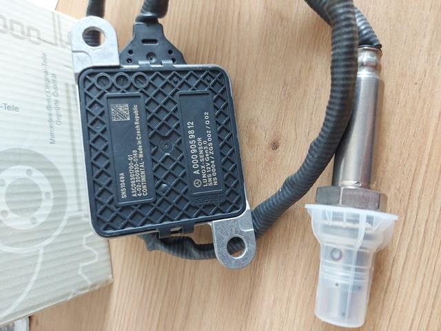 Датчик оксидів азоту NOX, передній A0009059812 MERCEDES