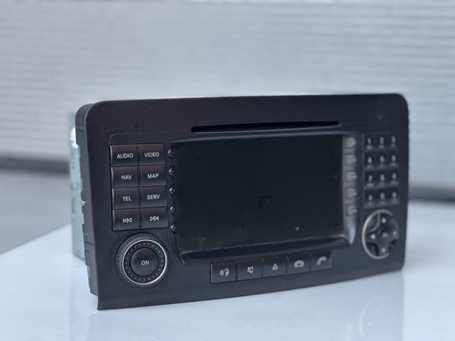 Магнітола A1648200979 MERCEDES