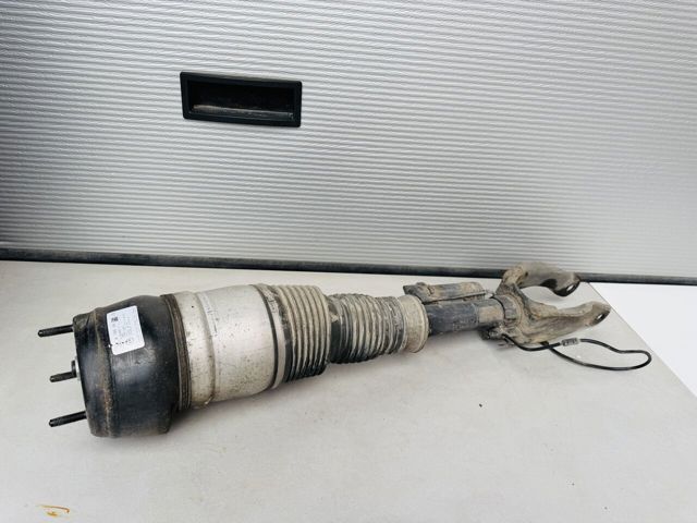 Стійка передня, ліва A1663206713 MERCEDES