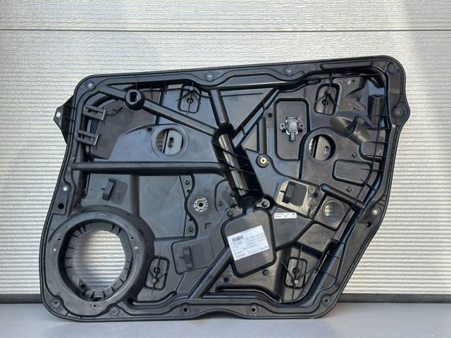 Склопідйомник (механізм переміщення скла) A1667200279 MERCEDES