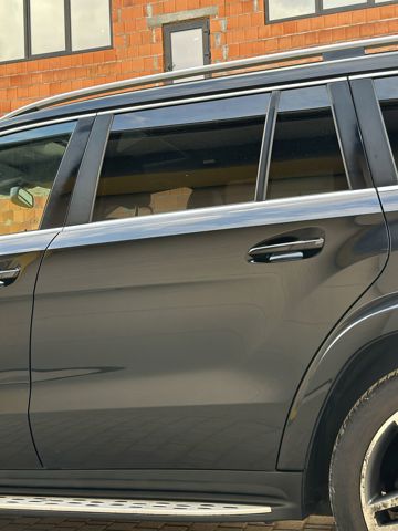 Двері пасажирськи задні ліві A1667300305 MERCEDES