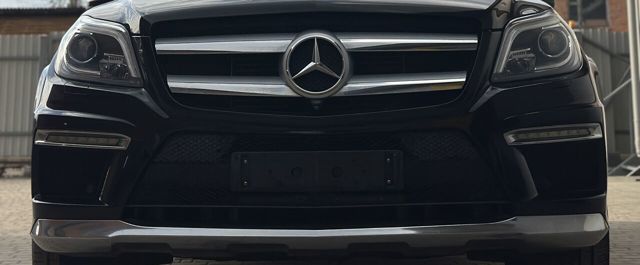 Бампер передній в зборі A1668856525 MERCEDES
