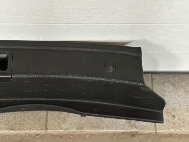 Накладка перегородки A2046900825 MERCEDES