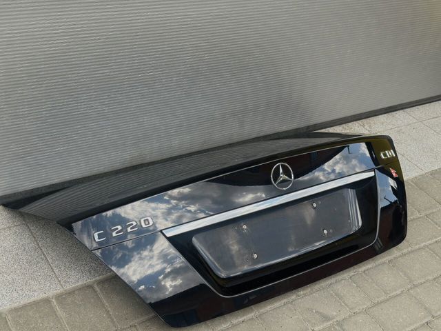 Кришка багажника кузова A2047500075 MERCEDES