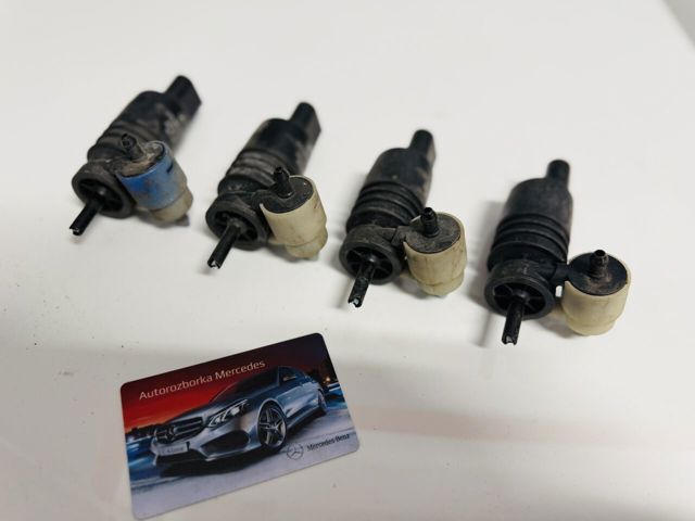 Моторчик омивача переднього скла A2048660221 MERCEDES