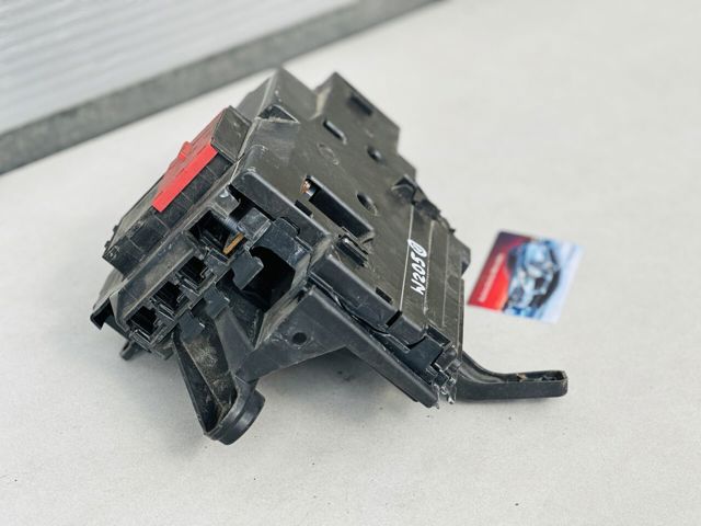 Монтажний блок A2055402250 MERCEDES