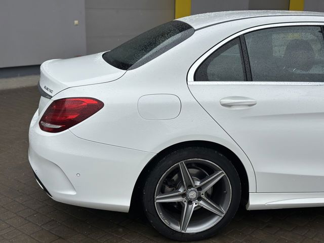 Крило заднє праве A2056304202 MERCEDES