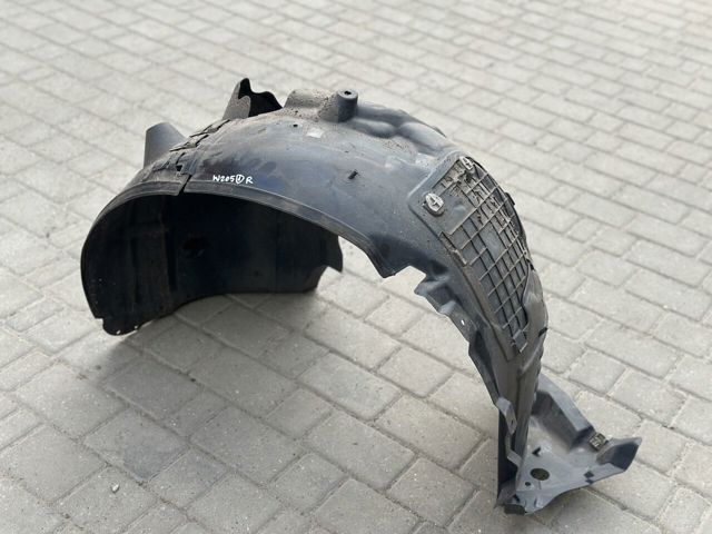 Підкрилок переднього крила, правий передній A2056903401 MERCEDES