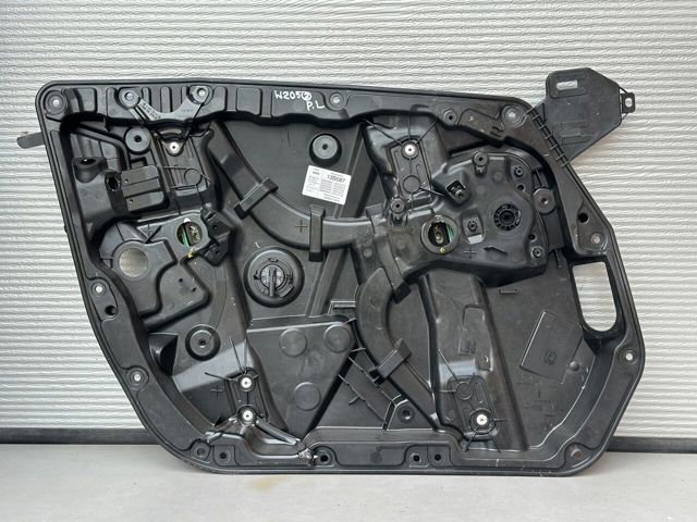 Механізм стеклопідйомника водійських дверей A2057204923 MERCEDES