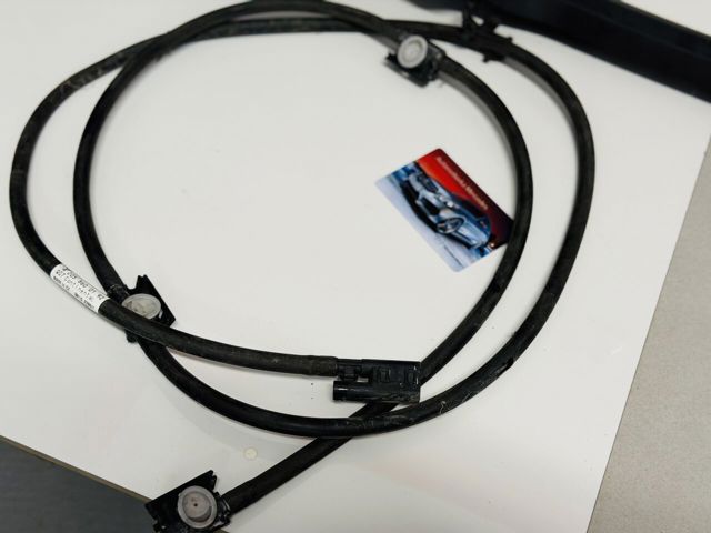 Сопло омивача лобового скла A2058600192 MERCEDES