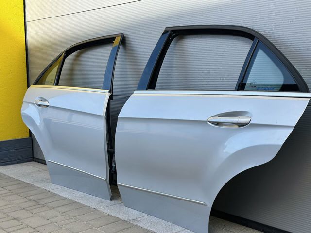 Двері задні A2127300105 MERCEDES