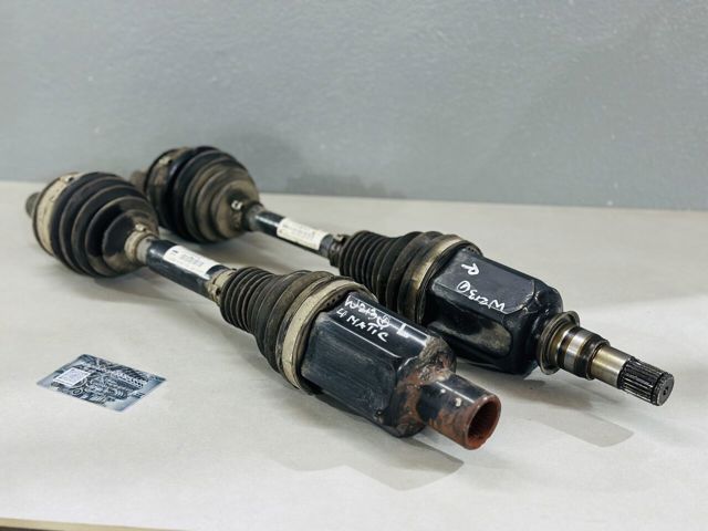 Привід правий A2133303603 MERCEDES
