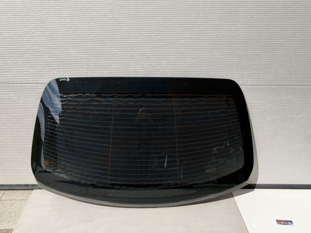 Скло автомобільне заднє A2136706100 MERCEDES