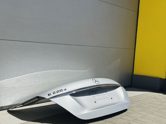Кришка багажника кузова A2137500075 MERCEDES