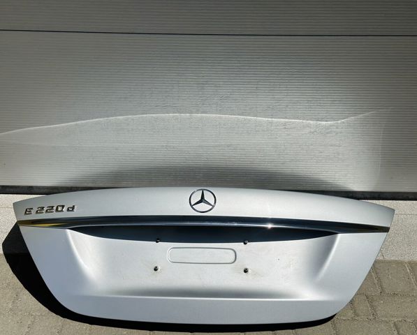 Кришка багажника кузова A2137500075 MERCEDES