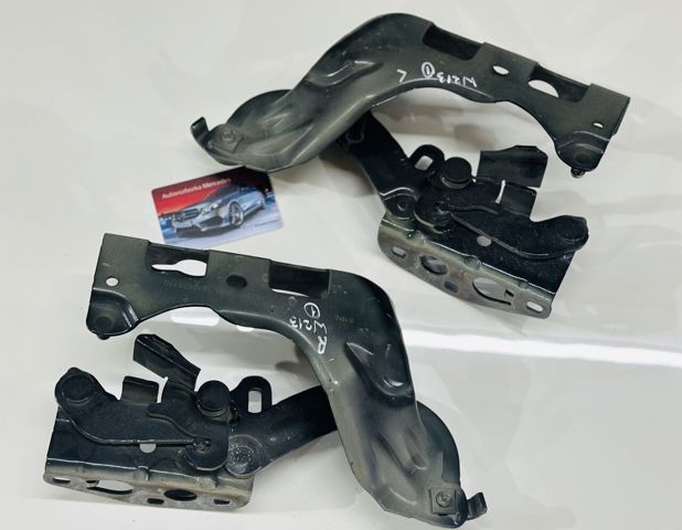 Петля капота, права A2138800228 MERCEDES