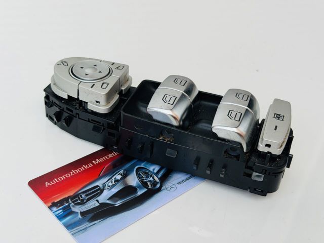 Кнопки переднього лівого склопід'ємника A2139054803 MERCEDES