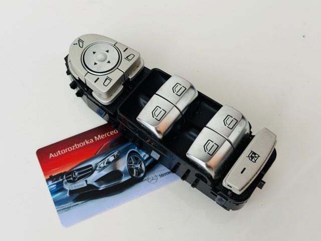 Кнопковий блок керування склопідіймачами передній лівий A2139054803 MERCEDES