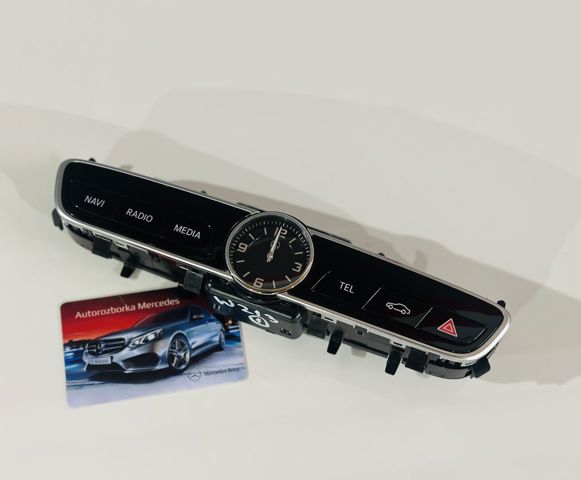 Блок кнопок центральної консолі A2139056508 MERCEDES