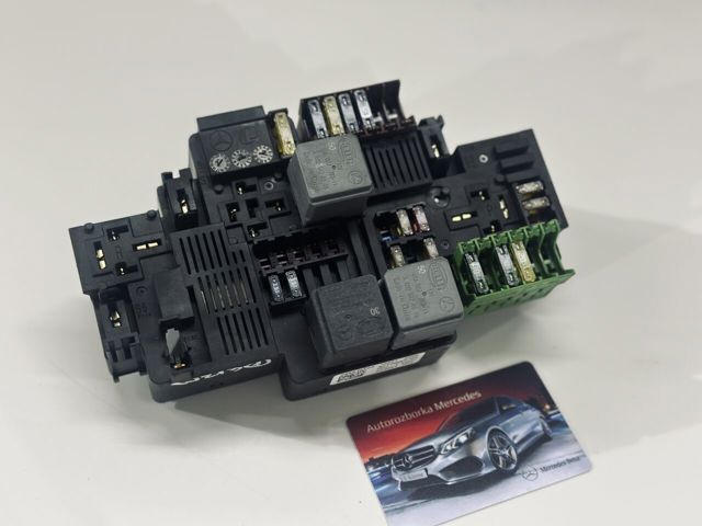 Реле запобіжників Mercedes E