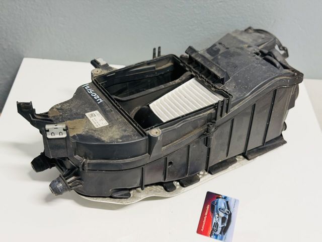 Коробка фільтра A6510900700 MERCEDES