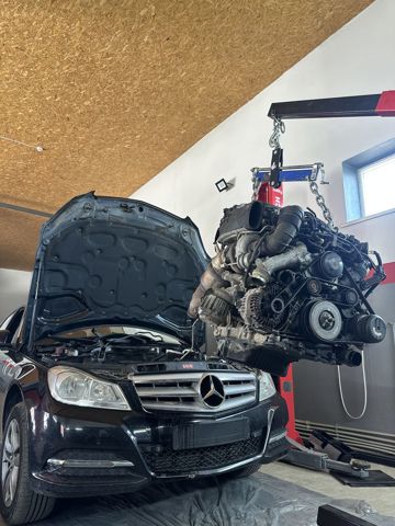 ДВЗ OM651924 MERCEDES