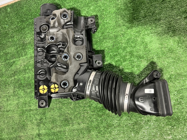 Корпус повітряного фільтра 68567273AA CHRYSLER