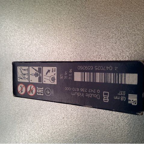 Свічки запалювання (запальні) і дроти 0242236670 BOSCH