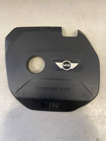 Кришка двигуна декоративна 11128601635 BMW