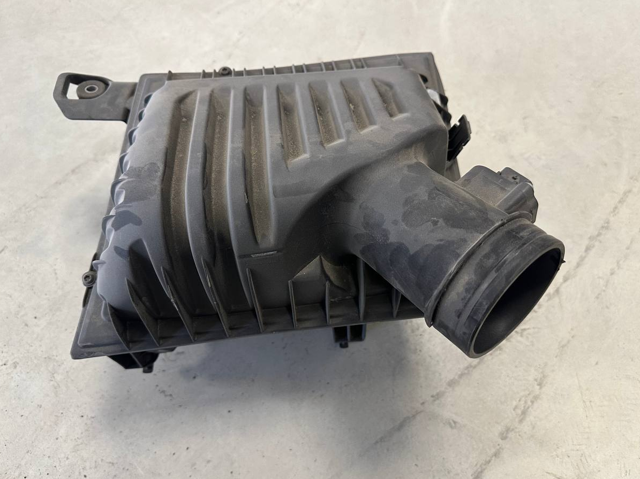 Коробка фільтра 13717609482 BMW