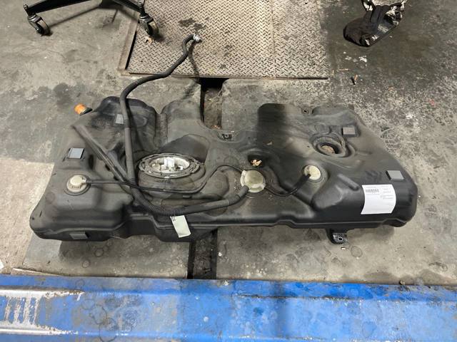 Бак паливний додатковий 16117435195 BMW