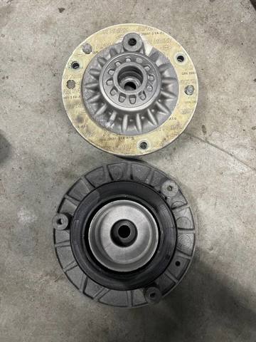 Кріплення переднього амортизатора 31305A04C11 BMW