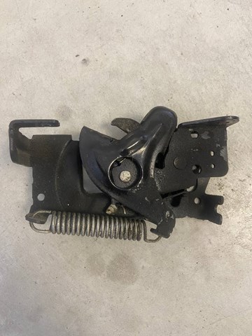 Замок капота, правий 51237300570 BMW