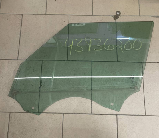 Скло передніх дверей, лівих 51337390075 BMW
