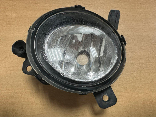 Права протитуманні фари 63177248912 BMW