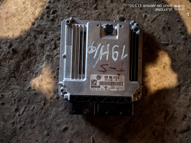 Комп'ютер двигуна 038906016N VAG