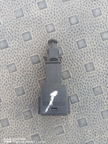 Датчик педалі гальма 1J0945511A VAG