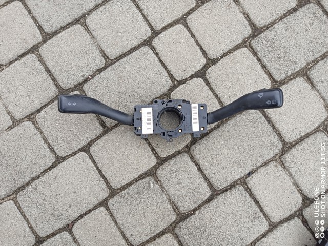 Перемикач підрульовий, лівий 8L0953513G VAG